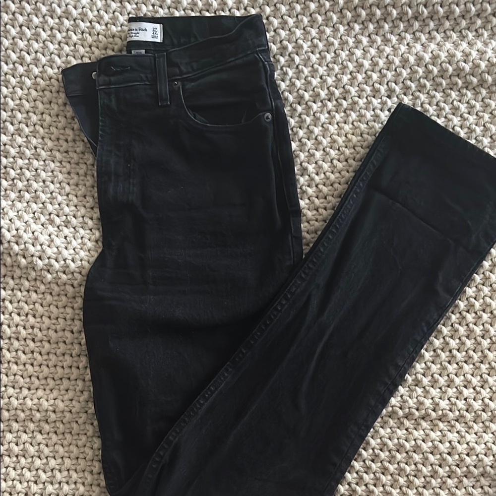 Abercrombie 90s Straight Ultra High Rise Jeans